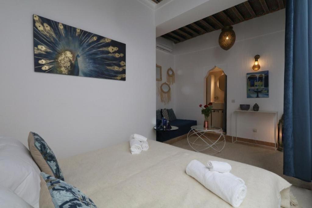 Riad103 chauffée sur le jacuzzi in rooftop&pool SPA Marrakesh Extérieur photo