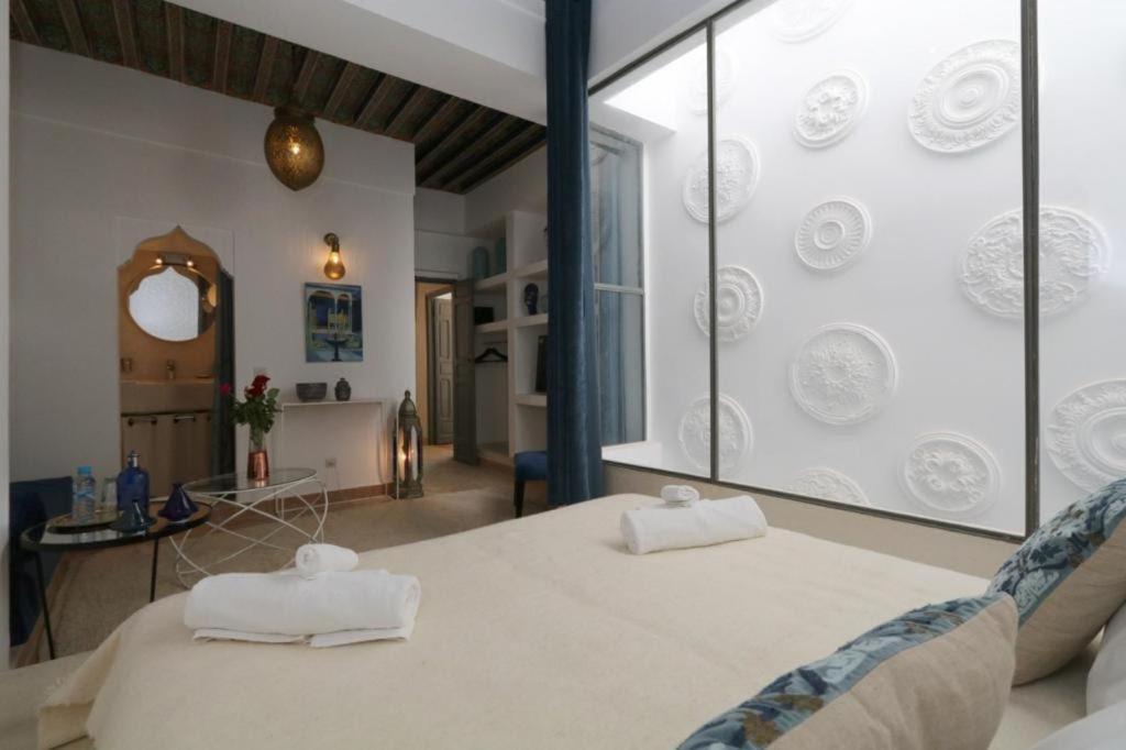 Riad103 chauffée sur le jacuzzi in rooftop&pool SPA Marrakesh Extérieur photo