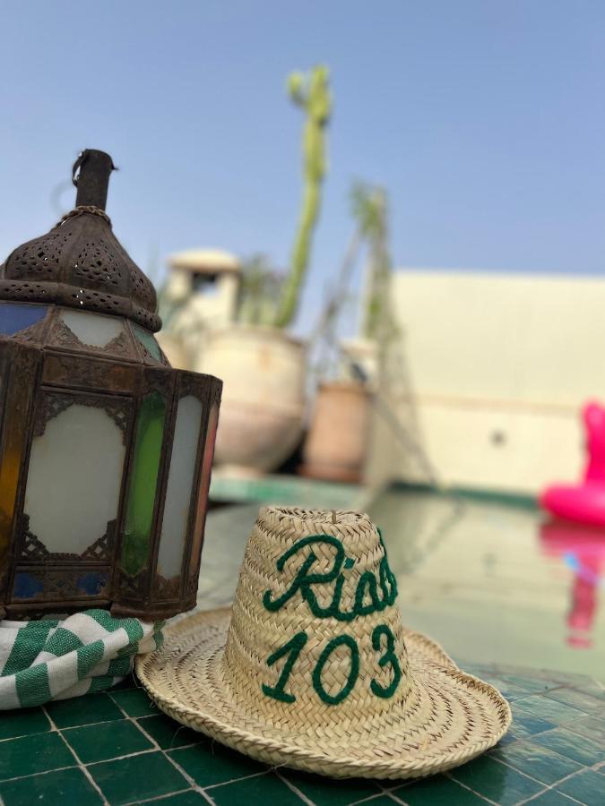 Riad103 chauffée sur le jacuzzi in rooftop&pool SPA Marrakesh Extérieur photo