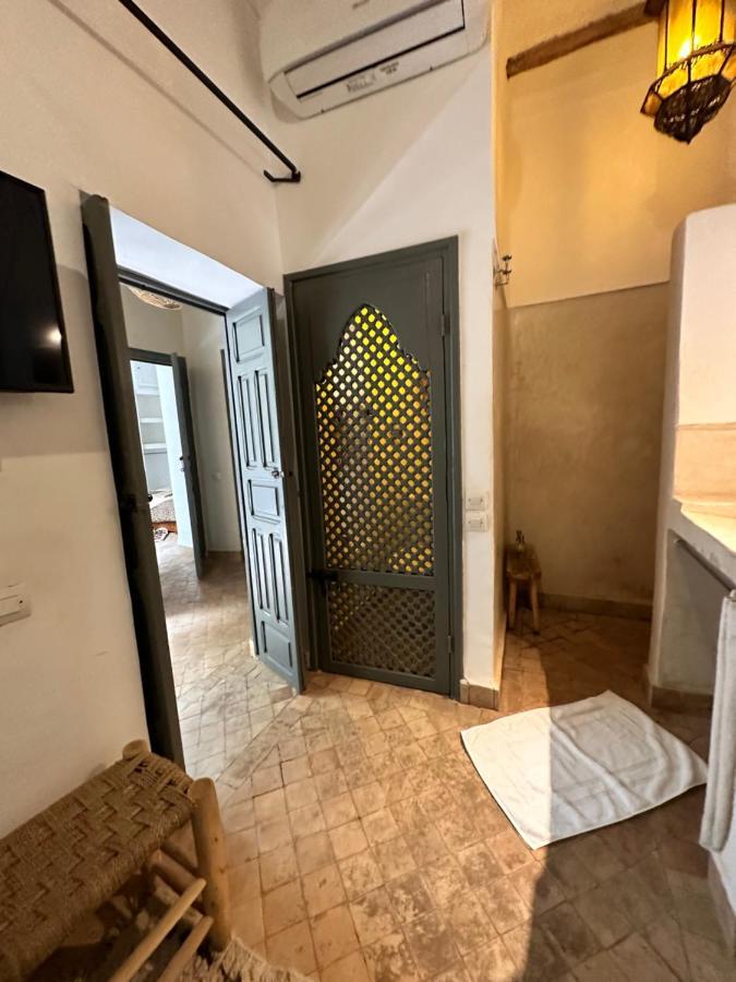 Riad103 chauffée sur le jacuzzi in rooftop&pool SPA Marrakesh Extérieur photo